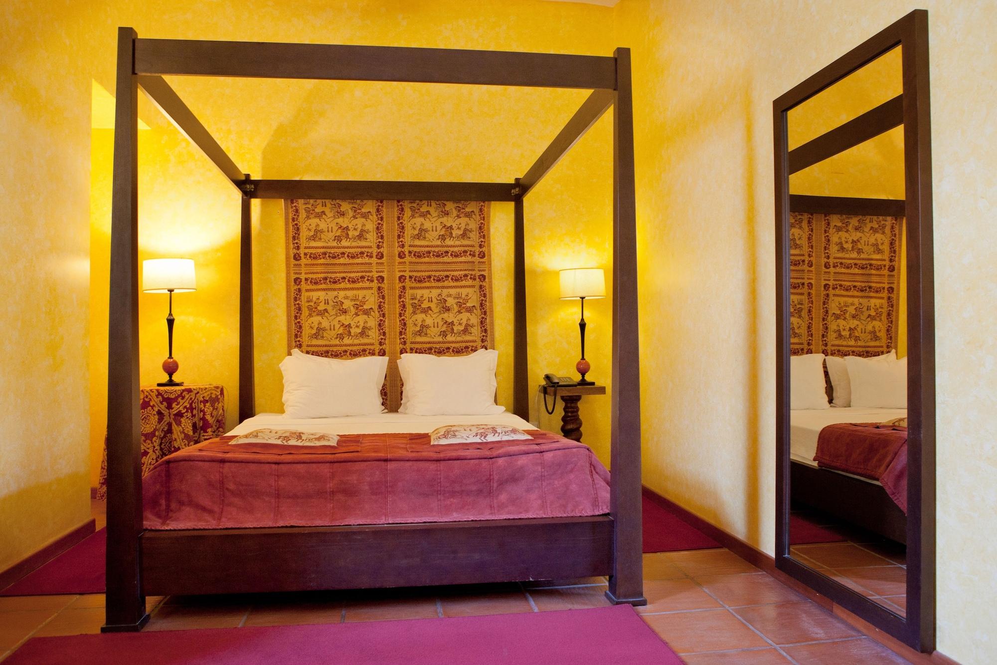 Convento D'Alter Hotel อัลเตอร์ โด โช ภายนอก รูปภาพ