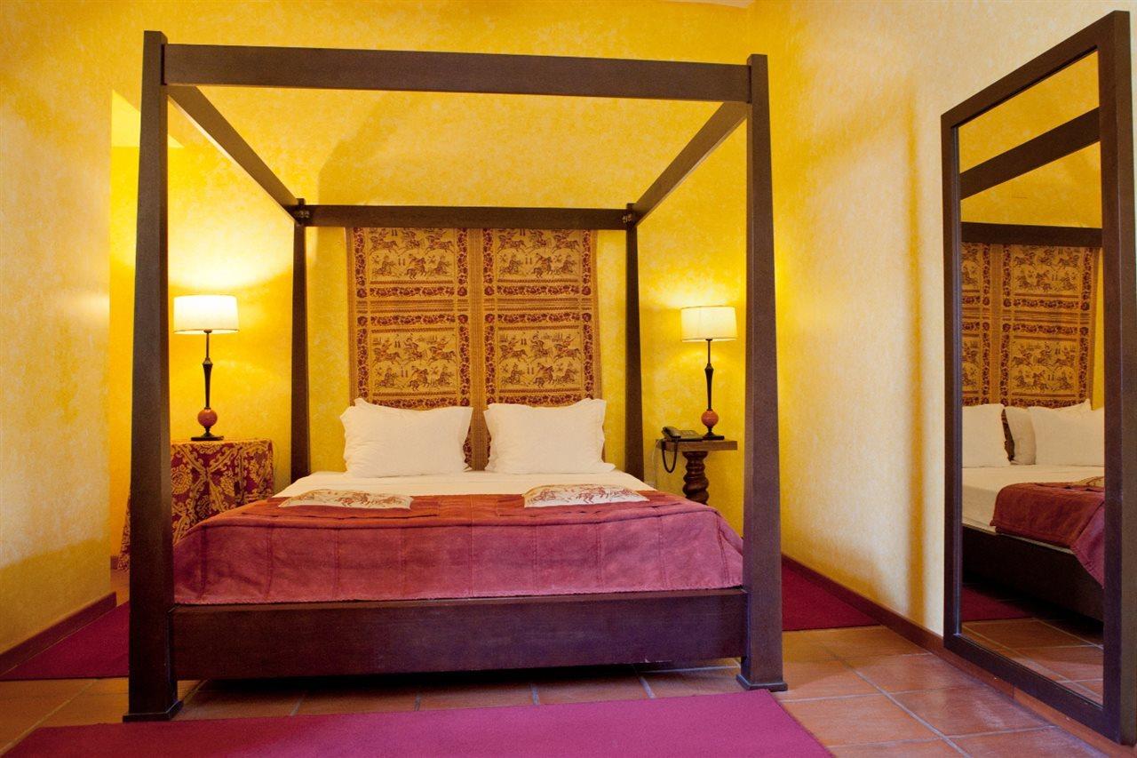 Convento D'Alter Hotel อัลเตอร์ โด โช ภายนอก รูปภาพ