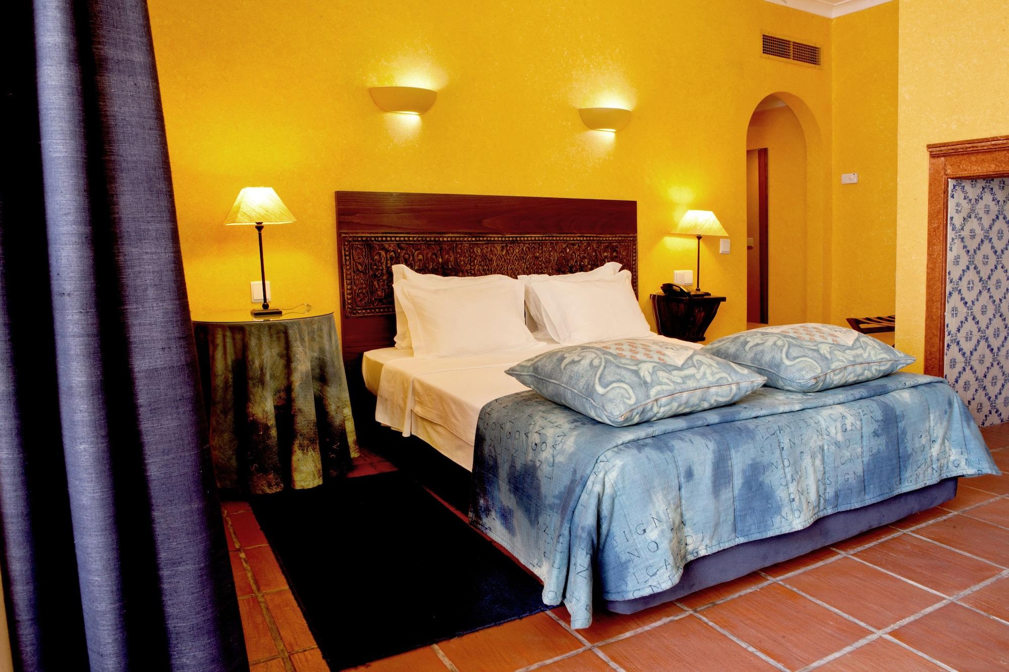 Convento D'Alter Hotel อัลเตอร์ โด โช ภายนอก รูปภาพ